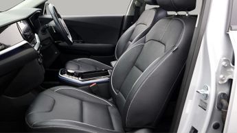 Kia Niro 4 PLUS