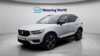 Volvo XC40 B4 R-DESIGN PRO