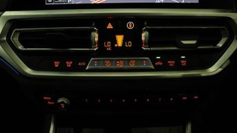 BMW 3 Series 330E SE PRO