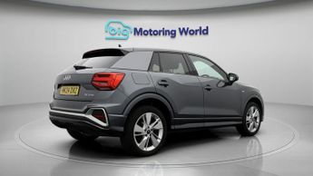 Audi Q2 TFSI S LINE