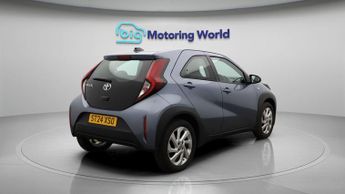 Toyota Aygo X VVT-I PURE