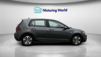 Volkswagen e-Golf E-GOLF