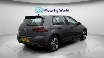 Volkswagen e-Golf E-GOLF