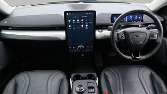 Ford Mustang Mach-E BASE