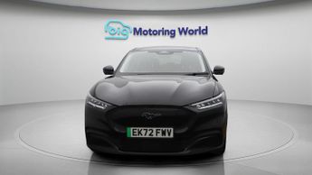 Ford Mustang Mach-E BASE