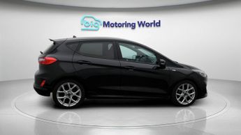 Ford Fiesta ST-LINE EDITION