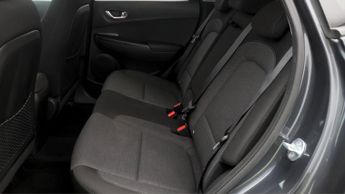 Hyundai KONA PREMIUM