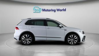 Volkswagen Tiguan R-LINE TSI DSG
