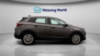 Vauxhall Grandland X BUSINESS EDITION NAV