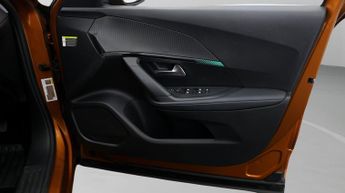 Peugeot E-2008 ALLURE