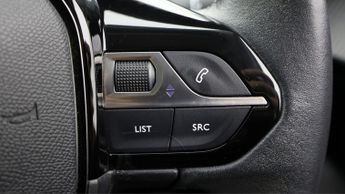 Peugeot E-2008 ALLURE