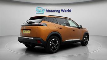 Peugeot E-2008 ALLURE