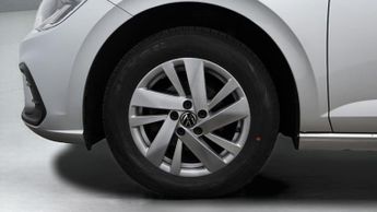 Volkswagen Polo LIFE TSI DSG