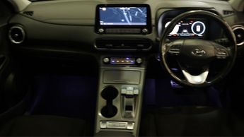 Hyundai KONA PREMIUM
