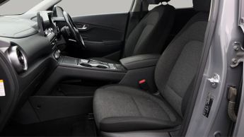 Hyundai KONA PREMIUM