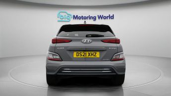 Hyundai KONA PREMIUM