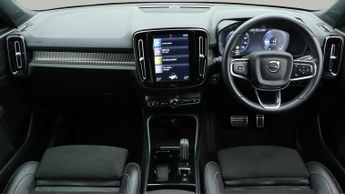 Volvo XC40 RECHARGE T4 R-DESIGN