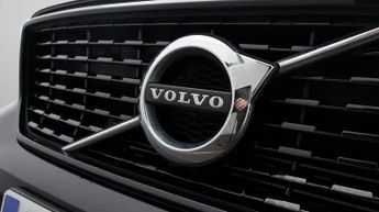 Volvo XC40 RECHARGE T4 R-DESIGN