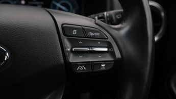 Hyundai KONA PREMIUM