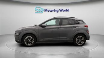 Hyundai KONA PREMIUM