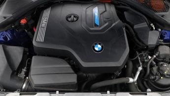 BMW 3 Series 330E M SPORT