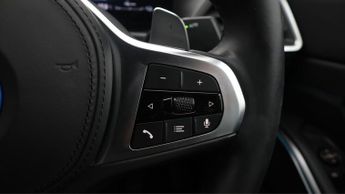 BMW 3 Series 330E M SPORT