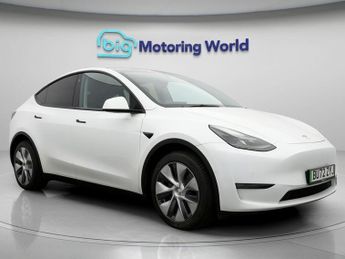 Tesla Model Y LONG RANGE AWD