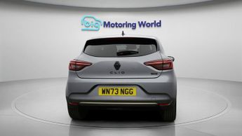 Renault Clio E-TECH ENGINEERED