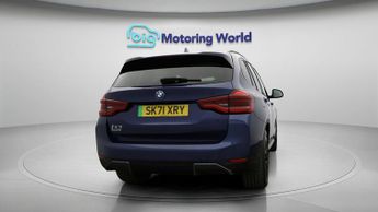 BMW iX3 PREMIER EDITION