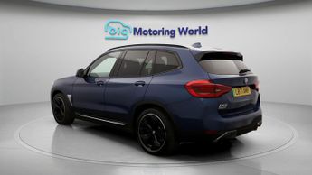 BMW iX3 PREMIER EDITION PRO