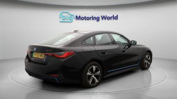 BMW i4 EDRIVE40 SPORT