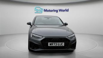 Audi A4 TFSI S LINE BLACK EDITION