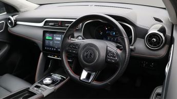 MG MG ZS TROPHY CONNECT