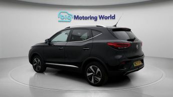 MG MG ZS TROPHY CONNECT