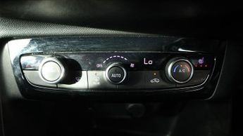 Vauxhall Corsa Electric ELITE NAV PREMIUM
