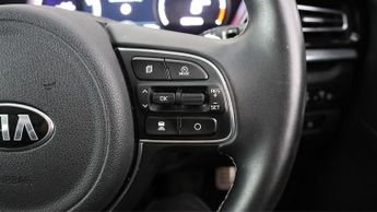 Kia Niro 4 PLUS