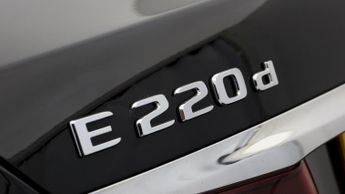 Mercedes-Benz E Class E 220 D AMG LINE NIGHT EDITION PREMIUM P