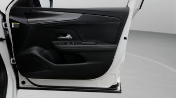 Vauxhall Mokka Electric SRI PREMIUM