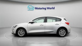Ford Focus TITANIUM