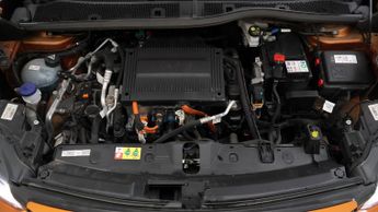 Peugeot E-2008 ACTIVE PREMIUM PLUS