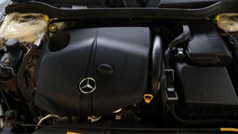 Mercedes-Benz CLA CLA 220 D AMG LINE