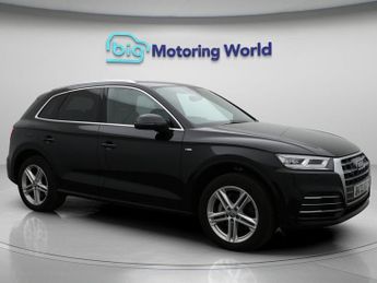 Audi Q5 TFSI E S LINE QUATTRO