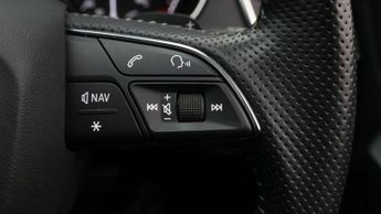 Audi Q5 TFSI E S LINE QUATTRO