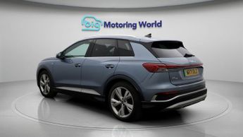 Audi Q4 e-tron S LINE