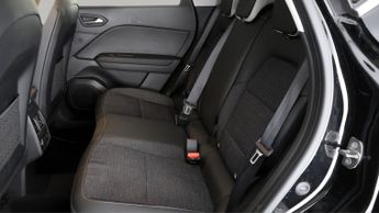 Renault Captur TECHNO E-TECH