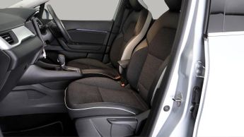 Renault Captur TECHNO E-TECH