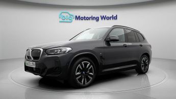BMW iX3 M SPORT