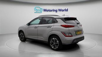 Hyundai KONA PREMIUM