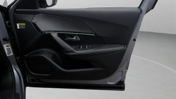 Peugeot E-2008 GT PREMIUM
