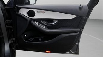 Mercedes-Benz GLC GLC 220 D 4MATIC AMG LINE